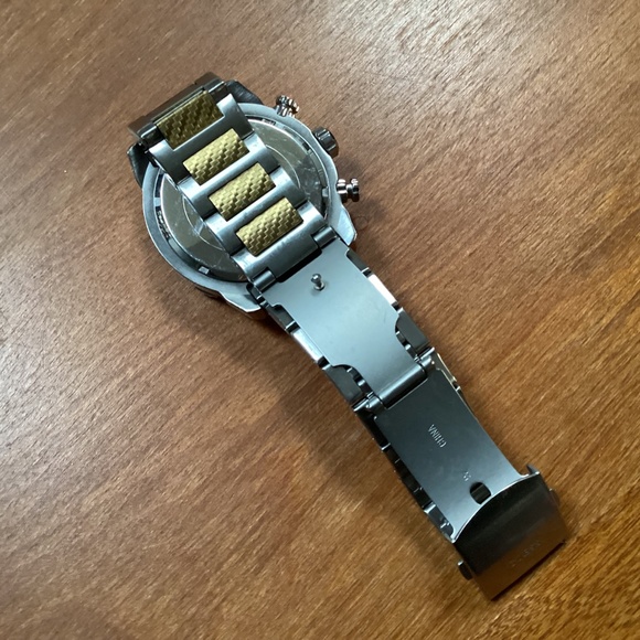 Guess Two Tone Men’s Watch Waterpro Collection Model U18507G1 - Picture 9 of 14